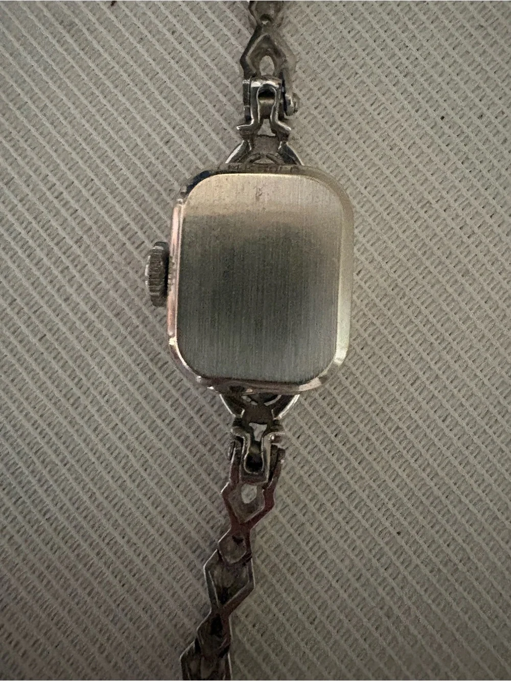 Girard-Perregaux Vintage Swiss Ladies Watch — Silver & Cream - Picture 7 of 11